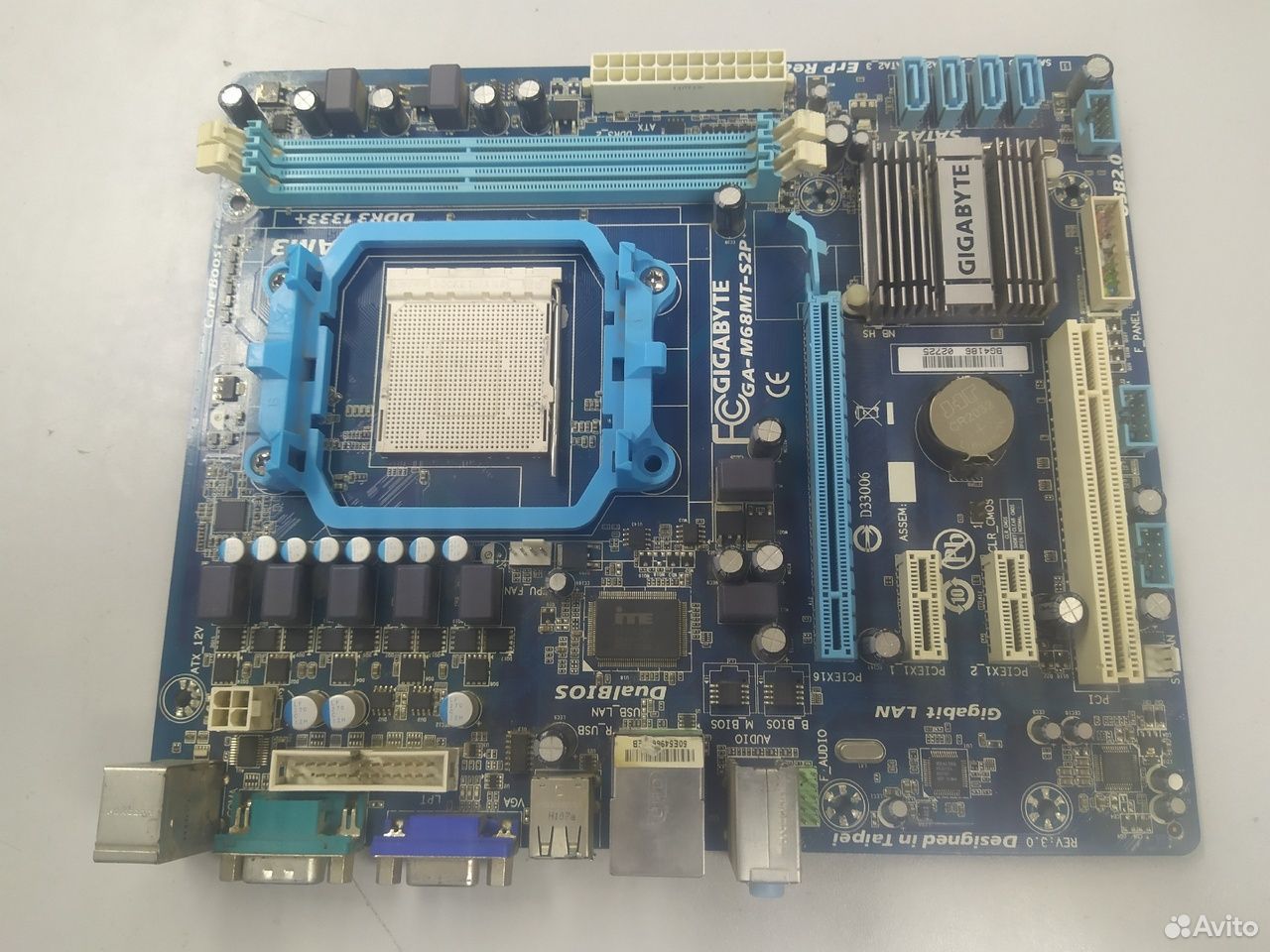 Материнская плата Gigabyte GA-M68MT-S2P